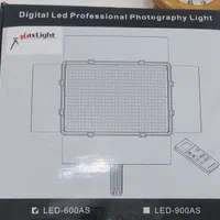 پرژکتور نور ثابت Led فیلمبرداری و عکاسی