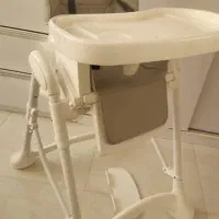 صندلی غذا زویی|تخت و صندلی بچه|شاهینشهر, خانه کارگر|دیوار