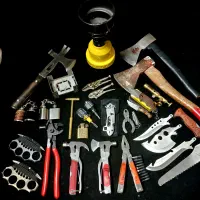 لوازم کوهنوردی چاقو تبر انبردست چندکاره جیپ امریکا