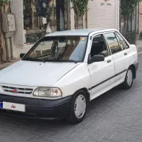 پراید سفید