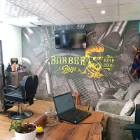 آرایشگر جهت اجاره صندلی