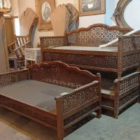 تخت سنتی|مبلمان خانگی و میز عسلی|فرخ‌شهر, |دیوار