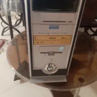 کیس کامپیوتر با تمام متعلقات سالم واسپیکر