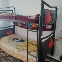 تخت دو طبقه