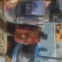 دینام بالابر ۳ اسب و گیربکس|ماشینآلات صنعتی|رباطکریم, کیکاور|دیوار