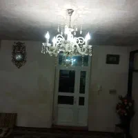 یک عدد لوستر