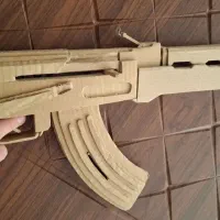 اسلحه کلاشینکف AK-47 تزئینی|صنایع دستی و سایر لوازم تزئینی|تهران, شهرک خرازی|دیوار