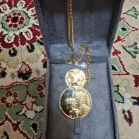 یه عدد گردنبند بارنگ ثابت
