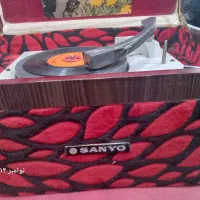 گرامافون چمدانی صد سال قدمت|کلکسیون اشیاء عتیقه|اهواز, فاز ۱ پادادشهر|دیوار