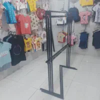 چوب لباسی بزرک وکوچک ویترین رگال و قفسه رگال لباس|بندرخت و رخت‌آویز|مشهد, فاطمیه|دیوار