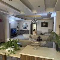 رهن اپارتمان شهرک قدس، آوینی
