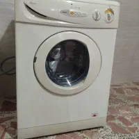 لباسشویی ۵کیلویی سالم و تمیز