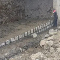 کارگر حرفه ای (سنگ چین مالون)