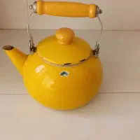 گلدان و کتری|قوری، کتری، قهوهساز دستی|شاهینشهر, شهرک گلدیس|دیوار