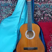 گیتار در‌ حد نو