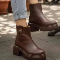 فروش ویژه انواع بوت و چکمه ب قیمت تولیدی