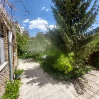 فروش یک باب منزل مسکونی