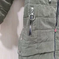 کاپشن|لباس|بروجرد, |دیوار