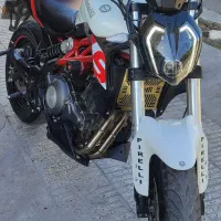 بنلی ۳۰۰ کم کار