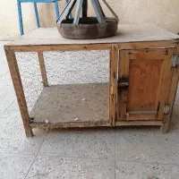 یک عدد قفس چوبی و یک عدد اب دون پرنده سالم