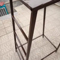 چهار پایه اهنی