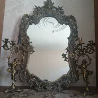 آینه و شمعدان برنجی
