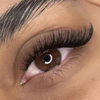 اکستنشن مژه لیفت و لمینت مژه و ابرو‌