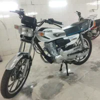 موتور پیشتاز ۲۰۰