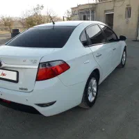 برلیانس ۳۳۰ بیرنگ|خودرو سواری و وانت|همدان, |دیوار