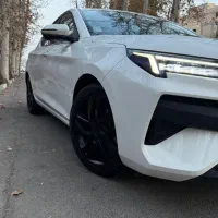 کی ام سی j7 مدل ۱۴۰۳ معاوضه هم دارم