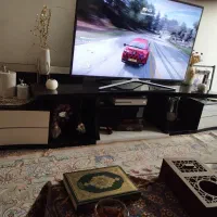 میز تلویزیون در حد نو