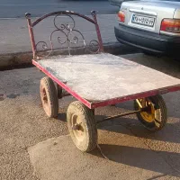 گاری چهار چرخ