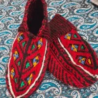 گیوه و جوراب پشمی