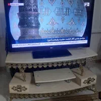 تلویزیون ومیز|تلویزیون و پروژکتور|شاهین‌شهر, شهرک گلدیس|دیوار