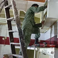 نصب کاغذ دیواری ورنگامیزی  با بالاترین کیفیت سال