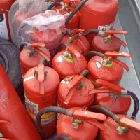 شارژ کپسول اتش نشانی