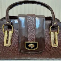 کیف دستی ورنی قهوه ای