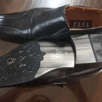 کفش مجلسی مردانه.
