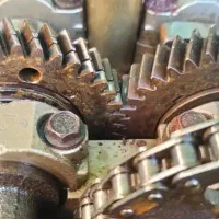 تمیر گاه میکانیکی تمیر موتور گیربکس کرون همه مدل|خدمات موتور و ماشین|سراوان, |دیوار