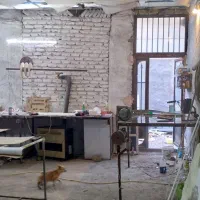 ۱۴۰مترخانه ۲طبقه ویلایی با یک دربند مغازه