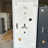 گاوصندوق 2000sرمز آمریکایی