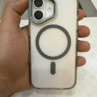 آیفون ۱۶ سفید ۱ سال گارانتی در حد آکبند