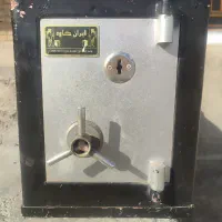 صندوق|ابزارآلات|سیمین شهر, |دیوار