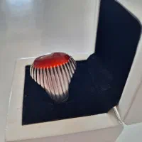 عقیق یمنی آبدار