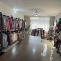 فروشنده خانم برای لباس بانوان شیفت عصر