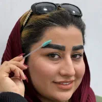 کاشت ابرو با تضمین خواب و تراکم