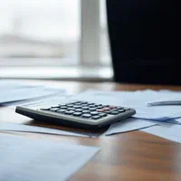استخدام نیرو برای پخش مواد غذایی