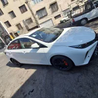 آریزو ۶ gt صفر  1405 پلاک روز تحویل درب نمایندگی