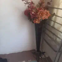 گلدان فلزی