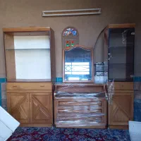ست کامل ویترین چوبی میز آرایشی و آینه  تمیز و سالم